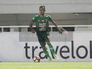 Sansan Fauzi Husaeni, mantan striker Liga 1, kini melatih di Erlangga Football Academy/Foto: Dokumen Pribadi