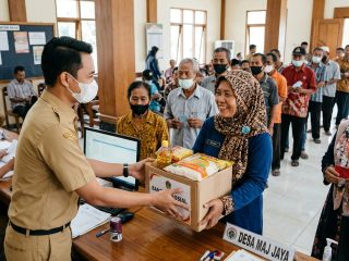 Keamanan siber bansos diperkuat BSSN lewat enkripsi menyeluruh. Data puluhan juta penerima manfaat Perlinsos dikunci berlapis/Ilustrasi: Kurvanewscom