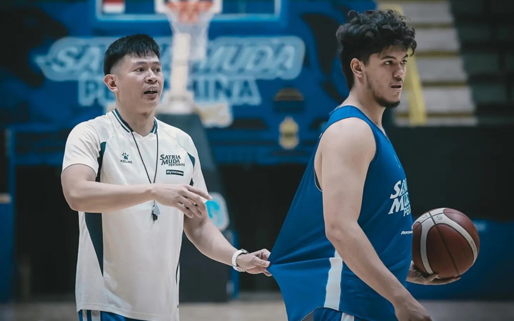 Youbel Sondakh turun gunung melatih Satria Muda di IBL All Indonesian 2026. Targetnya jelas, mempertahankan gelar juara turnamen/Foto: IBL
