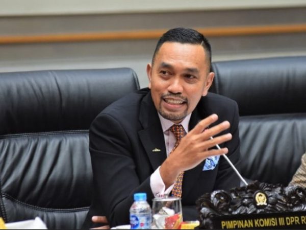 Sahroni Desak Kapolri Usut Dugaan Kejahatan Pasar Modal
